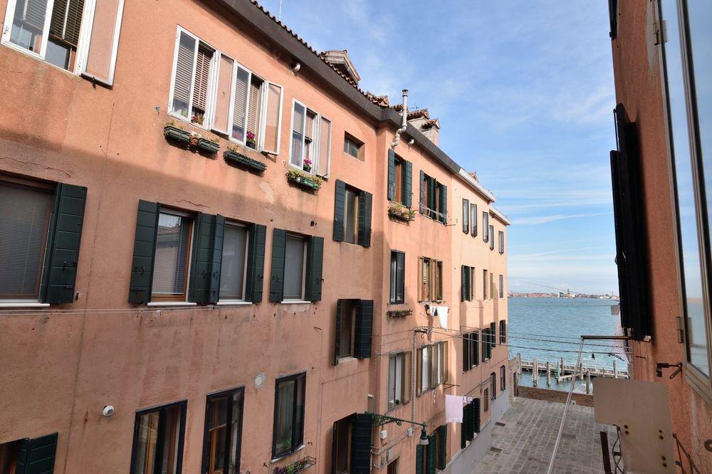 Optyflat Hotel Venice Exterior photo